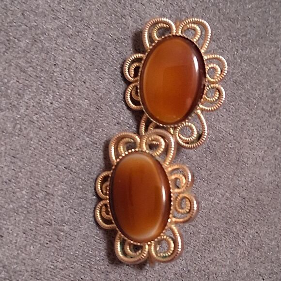 Vintage Celebrity Topaz Glass Clip On Earrings - Picture 2 of 3